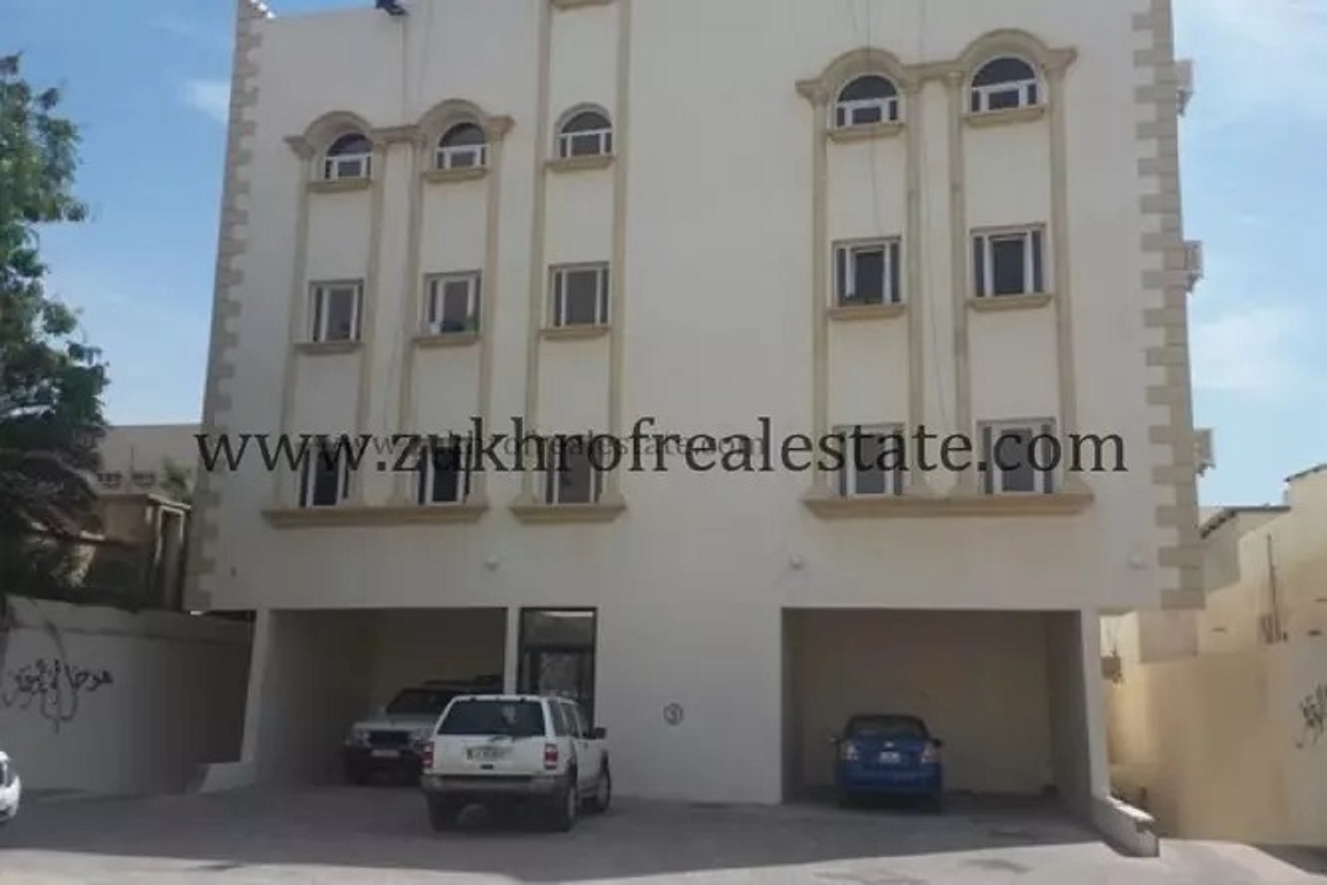 2 bedrooms unfurnished apartments in KTA